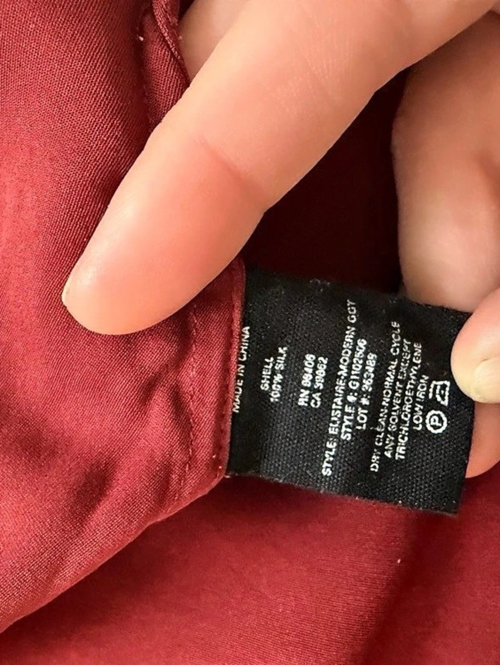 Theory Smocked Red off the shoulder 100% silk - Picture 6 of 8